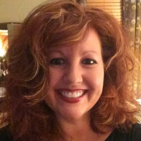 Meet your Posher, Robin - Picture 2 of 2